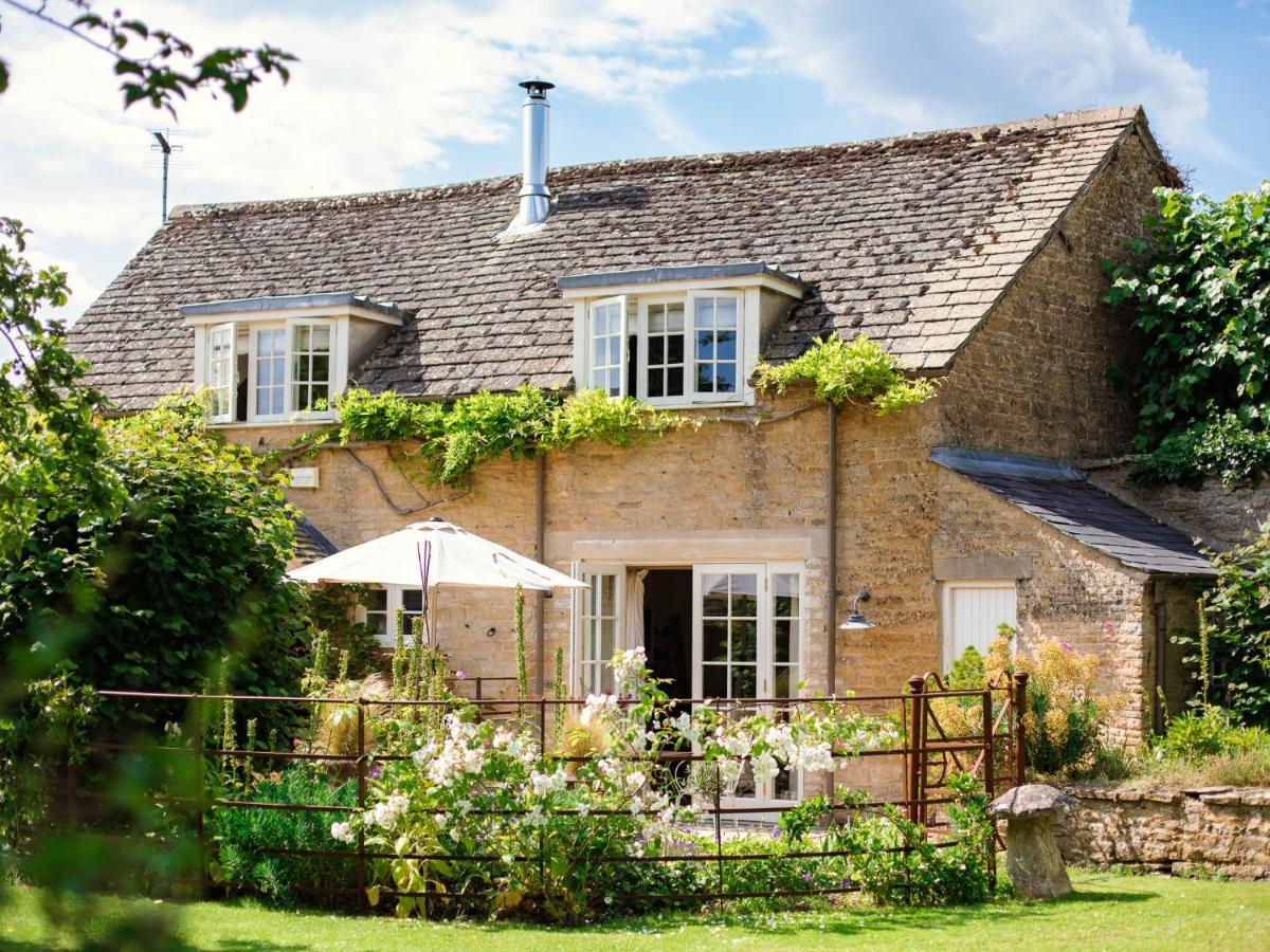 Apple Store Cottage Чарлбері Екстер'єр фото